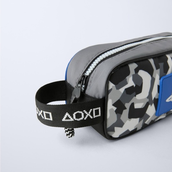 PLAYSTATION BAG BUNDLE - Picture 4 of 12